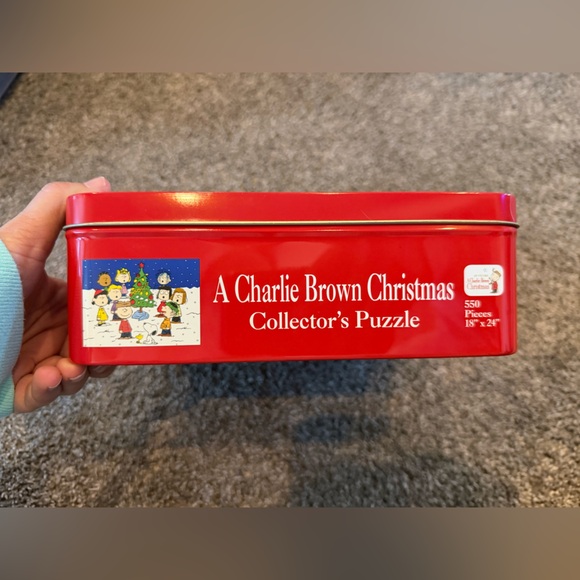 A Charlie Brown Christmas Collector's Puzzle 550 pieces - Picture 5 of 5
